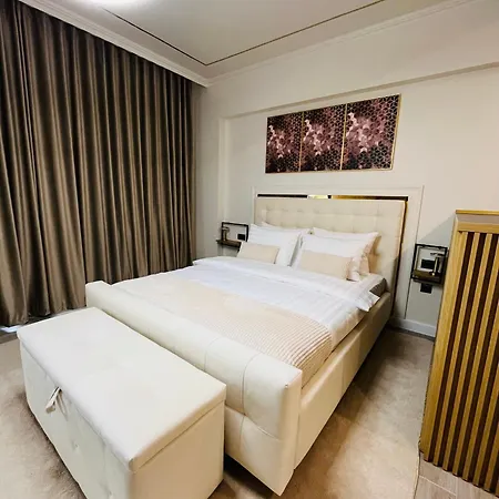 Miralex Deluxe - Casa Delmar - Nord Apartment Mamaia